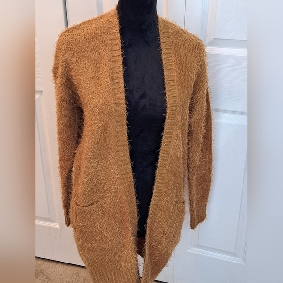 Open Front Eyelash Cardigan    Size L - Picture 1 of 7